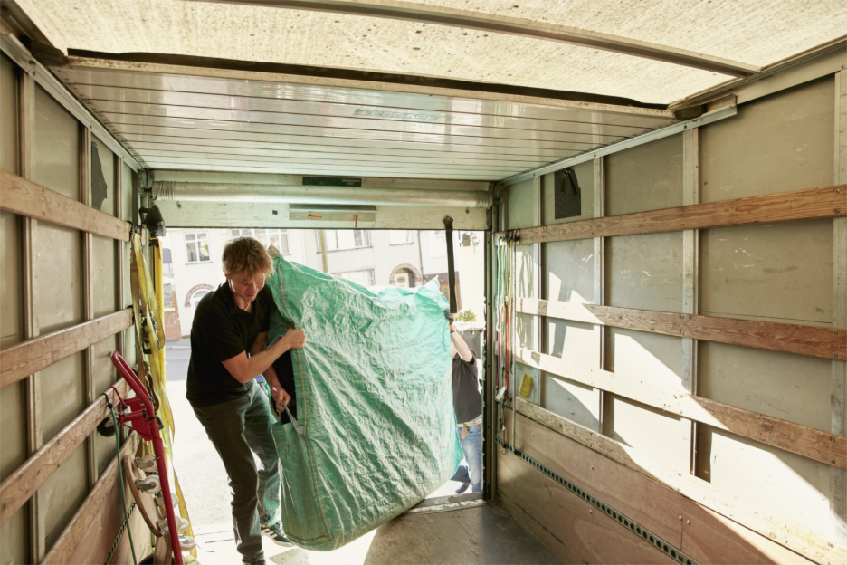 When to Use Man With a Van Blackpool Instead of Large Removals